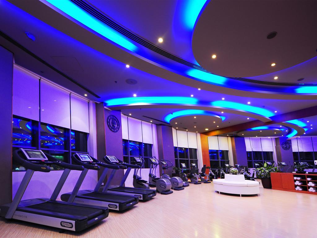 Fraser Suites Seef Bahrain Manama Exterior photo The gym at the hotel