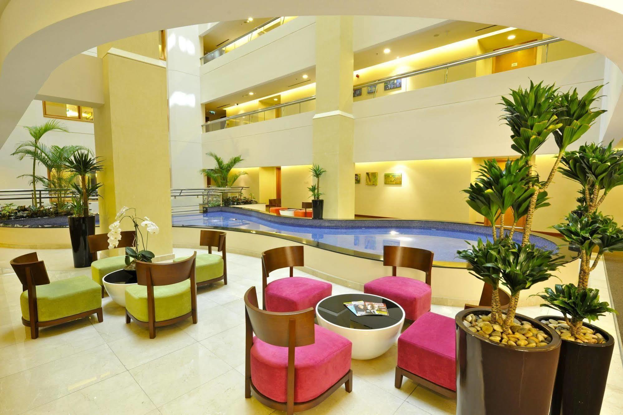 Fraser Suites Seef Bahrain Manama Facilities photo Lobby