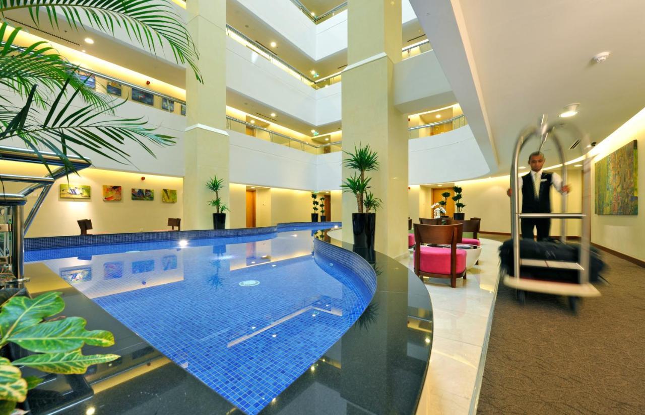 Fraser Suites Seef Bahrain Manama Exterior photo Lobby